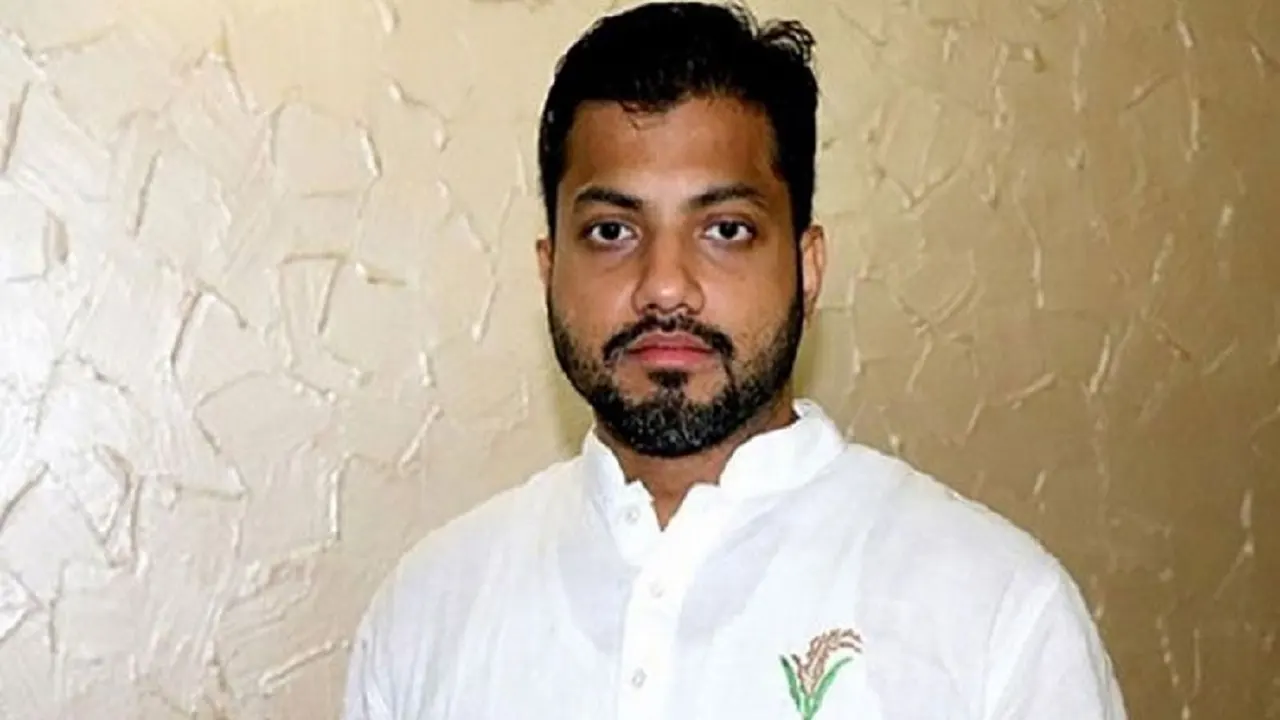 বিএনপি নেতা ইশরাক হোসেন। ছবি : সংগৃহীত